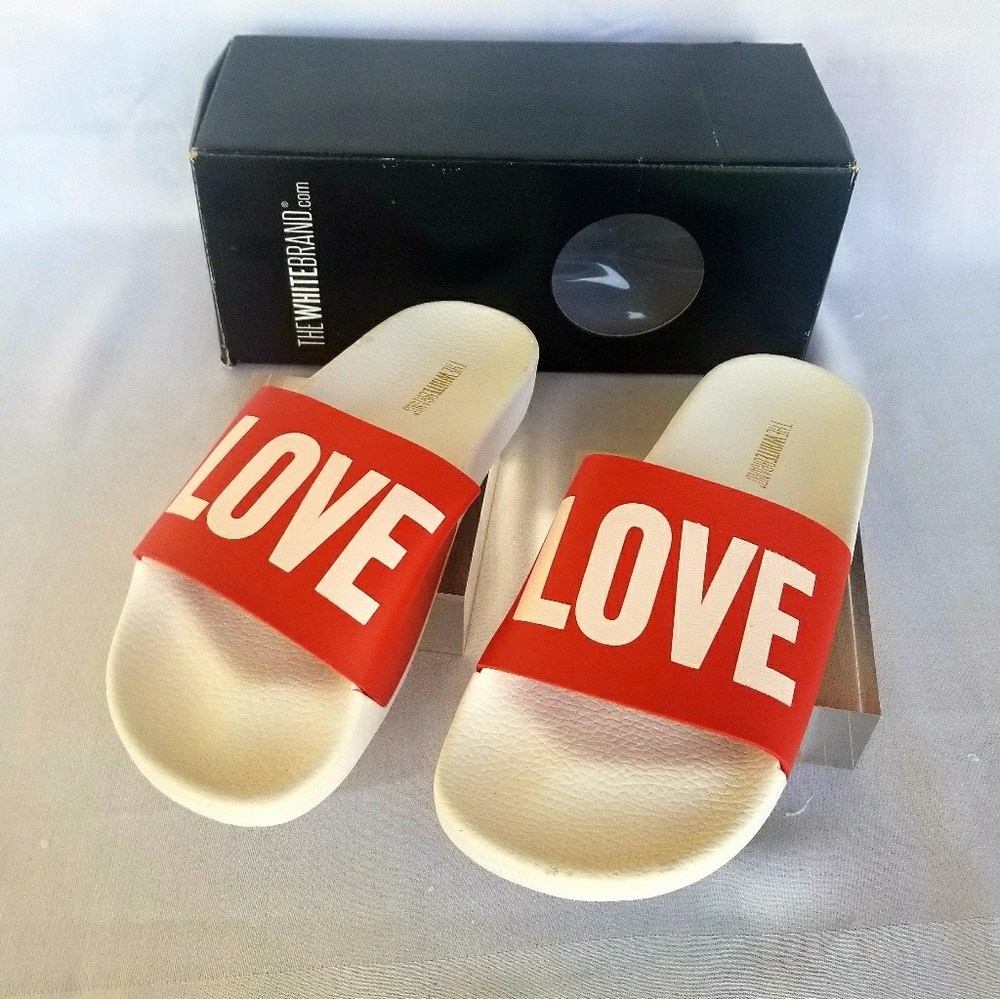 NWT The White Brand (Spain) Red/White Love Slides